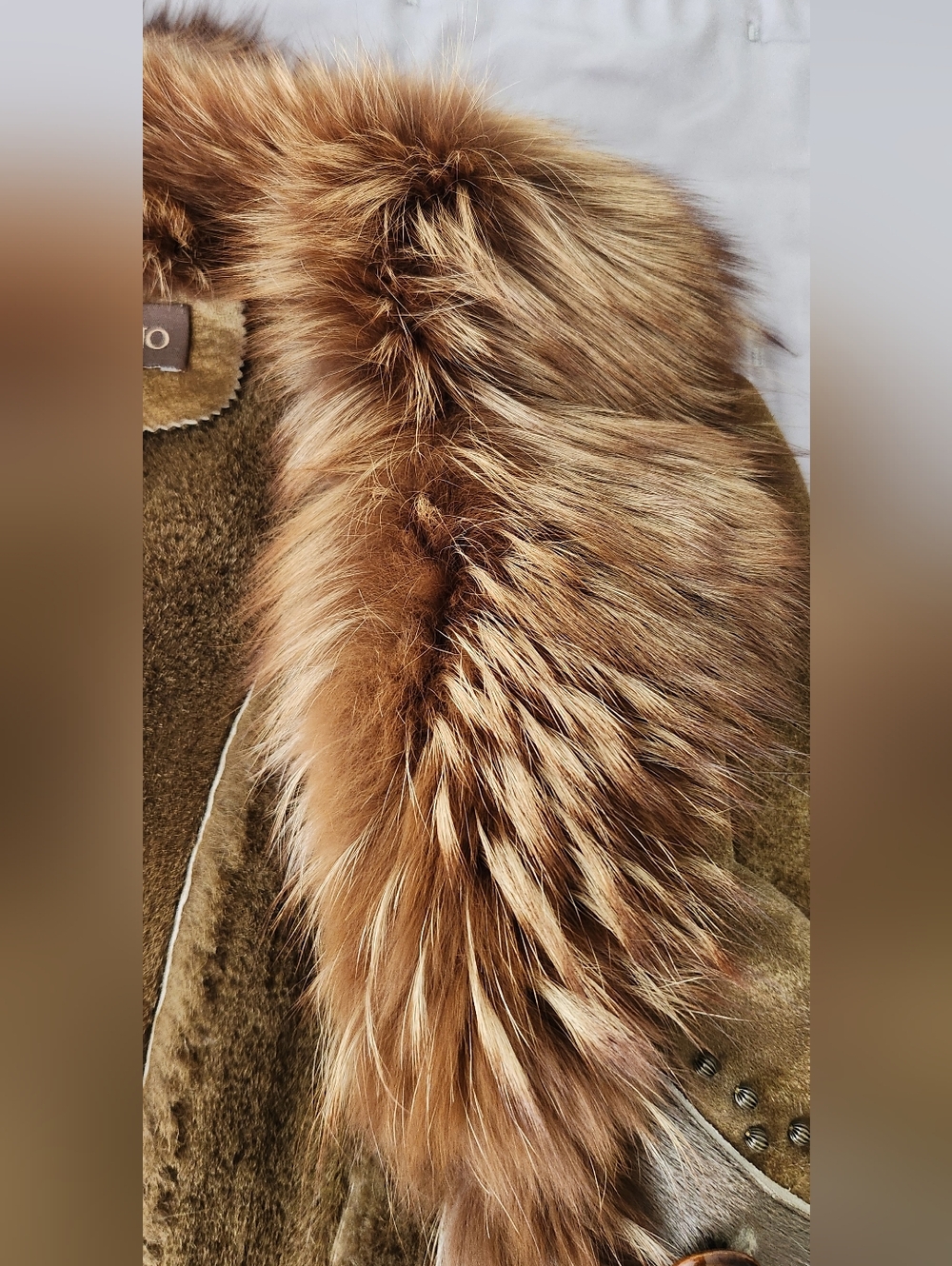 Vintage Genuine Tan Shearling Jacket with Genuine Fur Collar - Picture 7 of 16